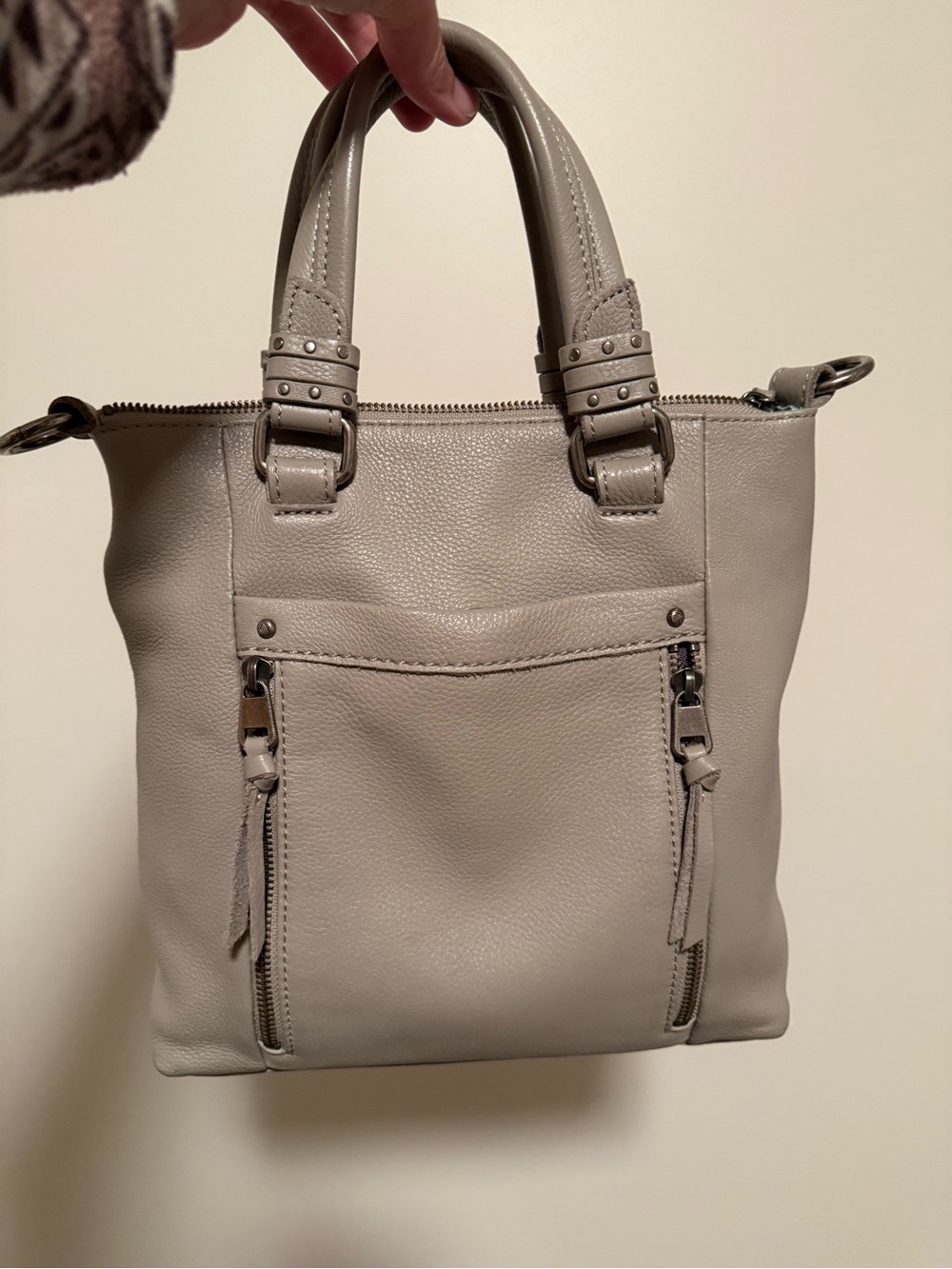 The Sak Pebbled Leather Bag in Light Gray
